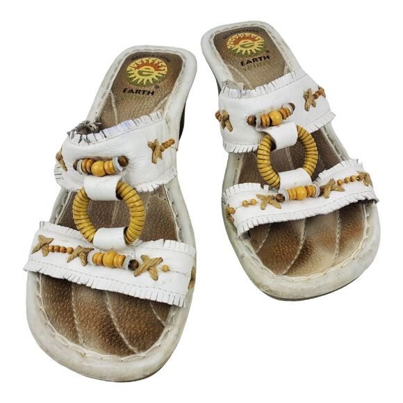 EARTH SPIRIT Sandals MAGNOLIA Womens Size 6 White Slip On Boho Tribal Beaded - Picture 1 of 7